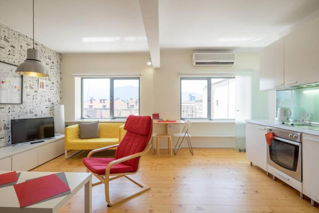 Home Is Where The Heart Is ~ 1-Bdr Central Charm Sofia Extérieur photo