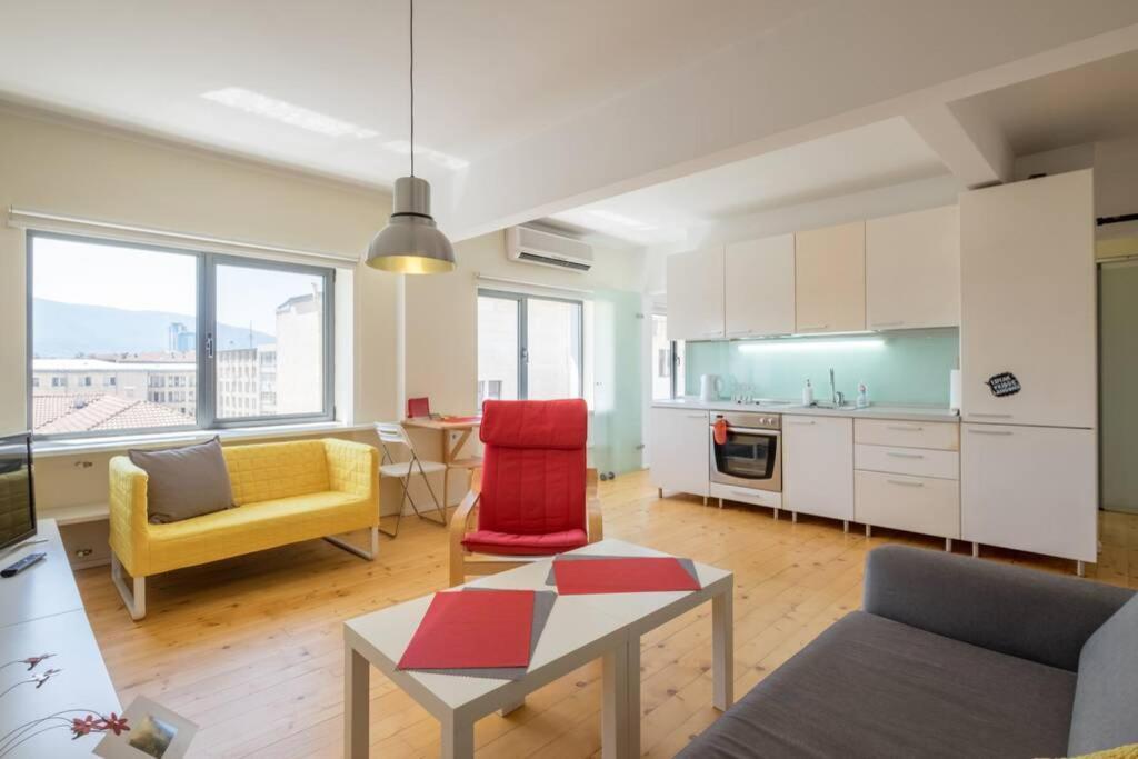 Home Is Where The Heart Is ~ 1-Bdr Central Charm Sofia Extérieur photo